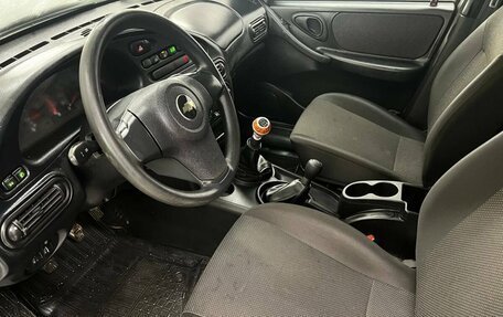 Chevrolet Niva I рестайлинг, 2017 год, 699 000 рублей, 10 фотография