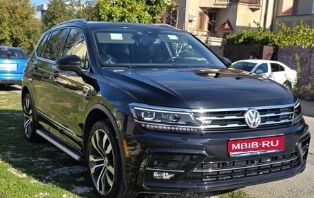 Volkswagen Tiguan II, 2021 год, 3 600 000 рублей, 1 фотография