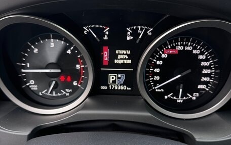 Toyota Land Cruiser 200, 2013 год, 4 500 000 рублей, 8 фотография