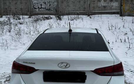 Hyundai Solaris II рестайлинг, 2017 год, 1 350 000 рублей, 2 фотография