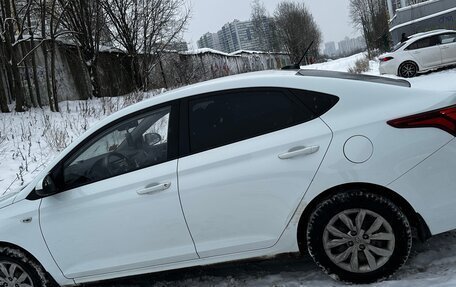 Hyundai Solaris II рестайлинг, 2017 год, 1 350 000 рублей, 8 фотография