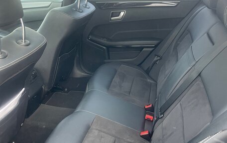 Mercedes-Benz E-Класс, 2014 год, 2 650 000 рублей, 26 фотография