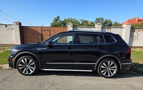 Volkswagen Tiguan II, 2021 год, 3 600 000 рублей, 4 фотография