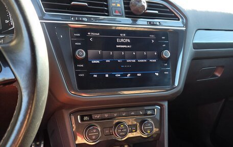 Volkswagen Tiguan II, 2021 год, 3 600 000 рублей, 12 фотография