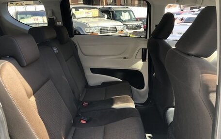 Toyota Sienta II, 2022 год, 1 380 000 рублей, 21 фотография