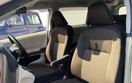 Toyota Sienta II, 2022 год, 1 380 000 рублей, 22 фотография