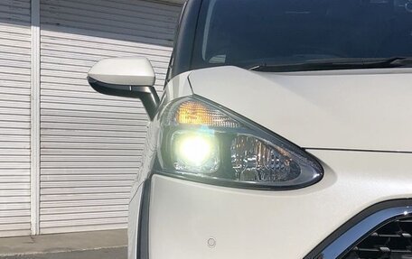 Toyota Sienta II, 2022 год, 1 380 000 рублей, 11 фотография