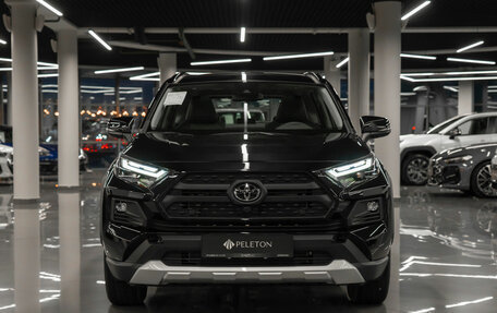 Toyota RAV4, 2025 год, 4 200 000 рублей, 3 фотография