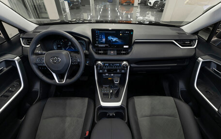 Toyota RAV4, 2025 год, 4 200 000 рублей, 8 фотография