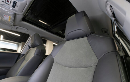 Toyota RAV4, 2025 год, 4 200 000 рублей, 10 фотография