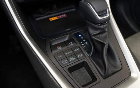 Toyota RAV4, 2025 год, 4 200 000 рублей, 20 фотография