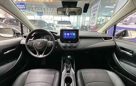 Toyota Corolla, 2022 год, 1 450 000 рублей, 2 фотография