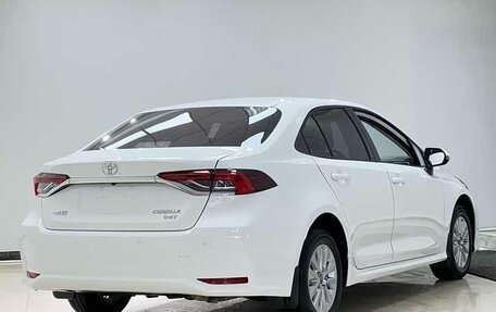 Toyota Corolla, 2022 год, 1 450 000 рублей, 4 фотография