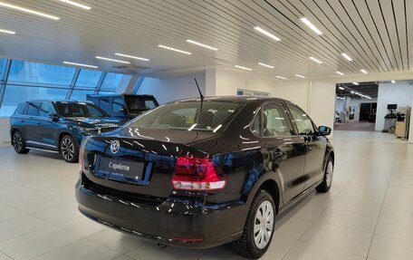 Volkswagen Polo VI (EU Market), 2015 год, 790 000 рублей, 2 фотография