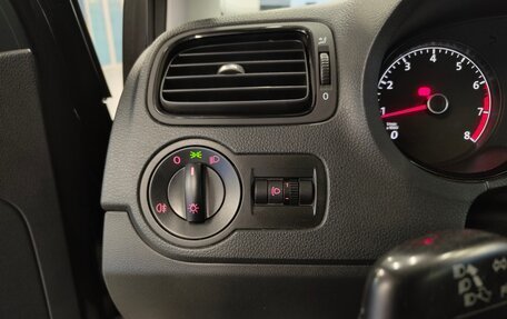 Volkswagen Polo VI (EU Market), 2015 год, 790 000 рублей, 5 фотография