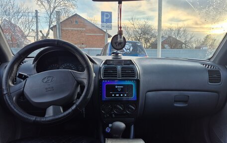 Hyundai Accent II, 2009 год, 650 000 рублей, 14 фотография