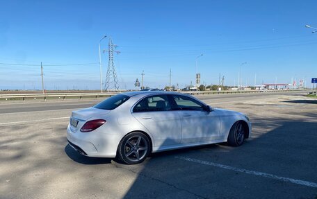 Mercedes-Benz C-Класс, 2018 год, 2 650 000 рублей, 4 фотография