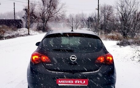 Opel Astra J, 2011 год, 730 000 рублей, 4 фотография