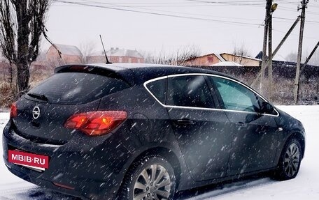 Opel Astra J, 2011 год, 730 000 рублей, 5 фотография