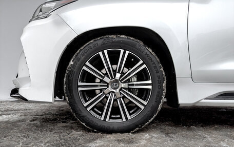 Lexus LX III, 2018 год, 9 990 000 рублей, 18 фотография