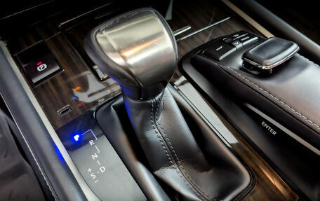 Lexus LX III, 2018 год, 9 990 000 рублей, 30 фотография