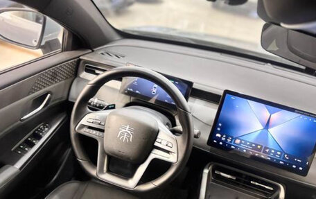 BYD Qin, 2025 год, 2 110 000 рублей, 8 фотография