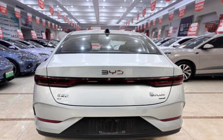 BYD Qin, 2025 год, 2 110 000 рублей, 11 фотография