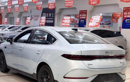 BYD Qin, 2025 год, 2 110 000 рублей, 10 фотография