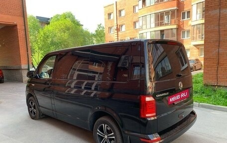 Volkswagen Caravelle T6 рестайлинг, 2018 год, 3 480 000 рублей, 5 фотография