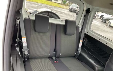 Suzuki Jimny, 2022 год, 1 550 000 рублей, 16 фотография