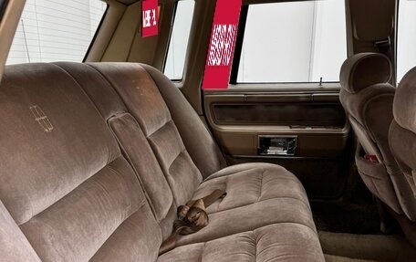 Lincoln Town Car II, 1985 год, 2 100 000 рублей, 9 фотография