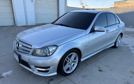 Mercedes-Benz C-Класс, 2011 год, 1 350 000 рублей, 3 фотография