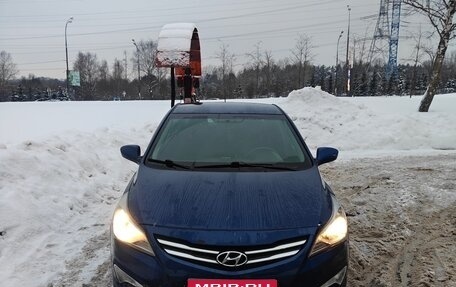 Hyundai Solaris II рестайлинг, 2016 год, 950 000 рублей, 1 фотография
