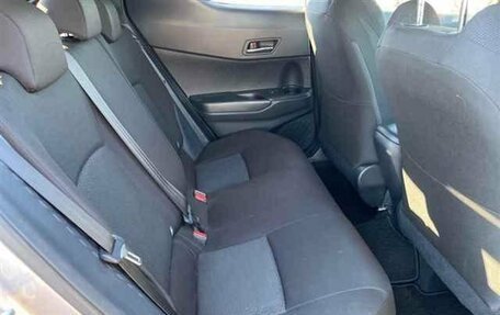 Toyota C-HR I рестайлинг, 2019 год, 1 730 000 рублей, 8 фотография