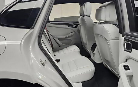 Porsche Macan I рестайлинг, 2022 год, 12 090 000 рублей, 13 фотография