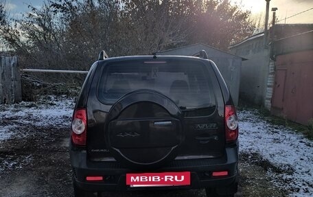 Chevrolet Niva I рестайлинг, 2013 год, 750 000 рублей, 5 фотография