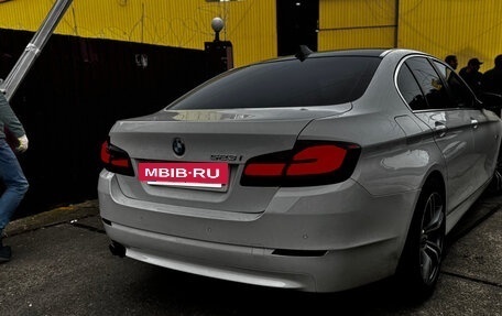 BMW 5 серия, 2011 год, 2 059 000 рублей, 12 фотография