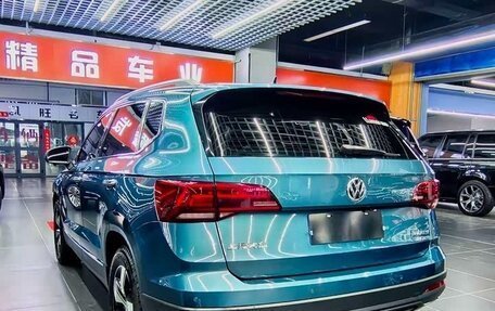 Volkswagen Tharu, 2021 год, 1 400 000 рублей, 4 фотография