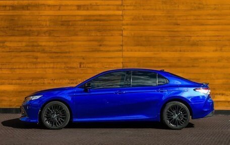 Toyota Camry, 2018 год, 1 899 000 рублей, 9 фотография