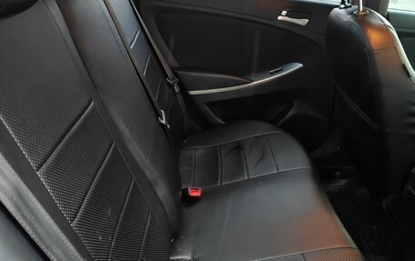 Hyundai Solaris II рестайлинг, 2016 год, 950 000 рублей, 8 фотография