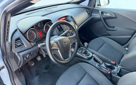 Opel Astra J, 2011 год, 470 000 рублей, 5 фотография