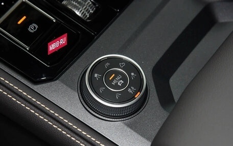 Volkswagen Touareg III, 2025 год, 8 150 000 рублей, 10 фотография