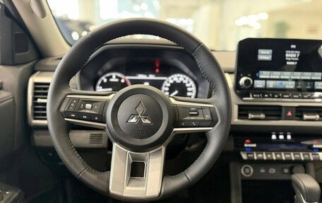 Mitsubishi L200, 2025 год, 5 750 000 рублей, 13 фотография