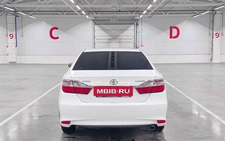 Toyota Camry, 2015 год, 1 570 000 рублей, 7 фотография