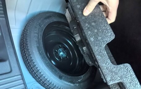 Honda Vezel, 2021 год, 1 630 000 рублей, 7 фотография