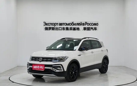 Volkswagen T-Cross I, 2022 год, 1 800 000 рублей, 1 фотография