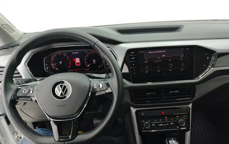 Volkswagen T-Cross I, 2022 год, 1 800 000 рублей, 11 фотография