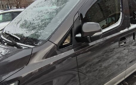 Hyundai H-1 II рестайлинг, 2019 год, 2 880 000 рублей, 1 фотография