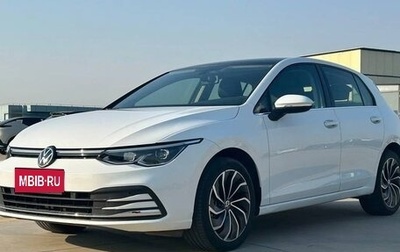 Volkswagen Golf VIII, 2022 год, 1 900 000 рублей, 1 фотография
