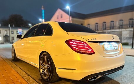 Mercedes-Benz C-Класс, 2015 год, 2 100 000 рублей, 7 фотография